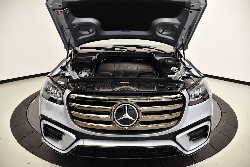 new 2025 Mercedes-Benz GLS 450 car, priced at $97,215