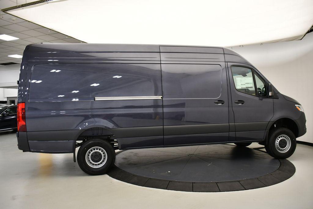 new 2025 Mercedes-Benz Sprinter 2500 car, priced at $80,924
