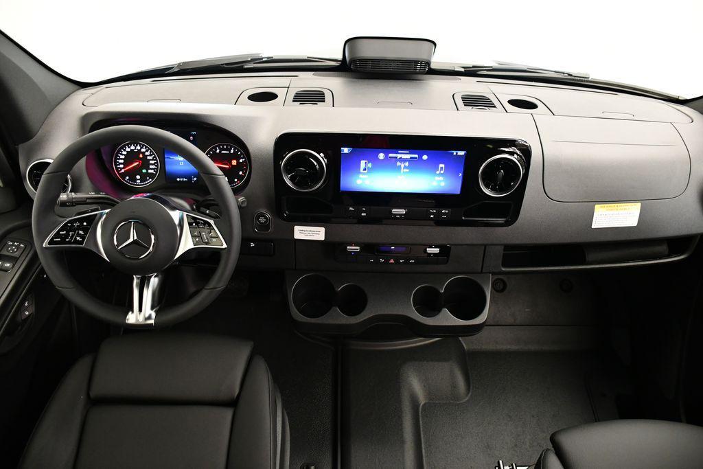 new 2025 Mercedes-Benz Sprinter 2500 car, priced at $80,924