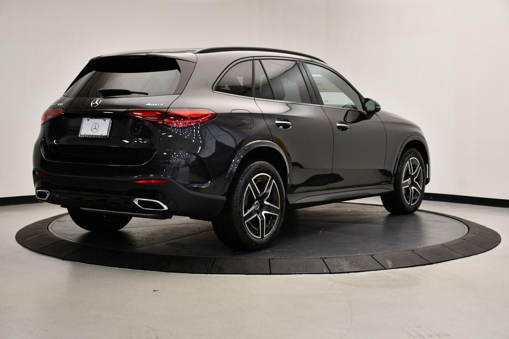 new 2025 Mercedes-Benz GLC 300 car, priced at $61,230