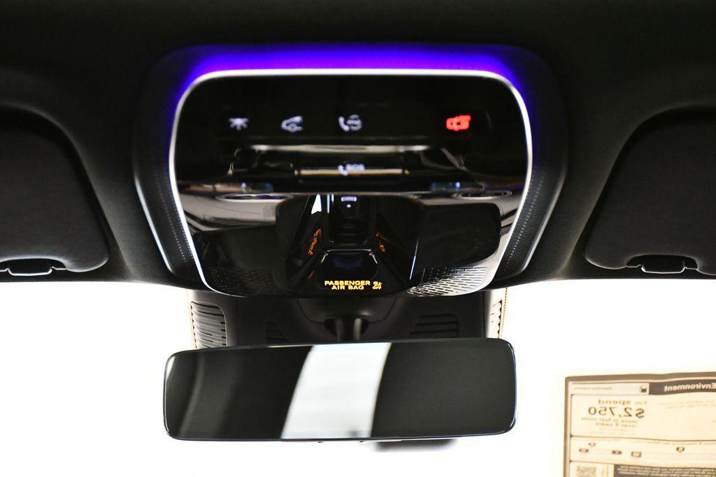 new 2025 Mercedes-Benz GLC 300 car, priced at $61,230