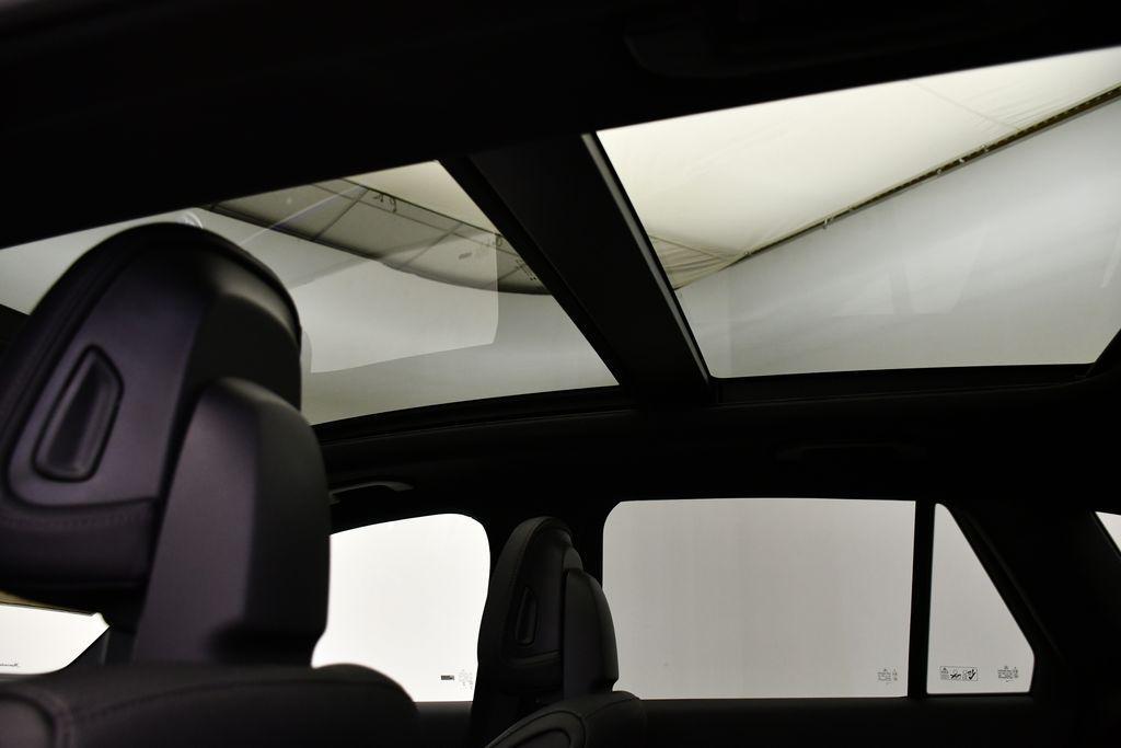 new 2025 Mercedes-Benz GLC 300 car, priced at $61,230