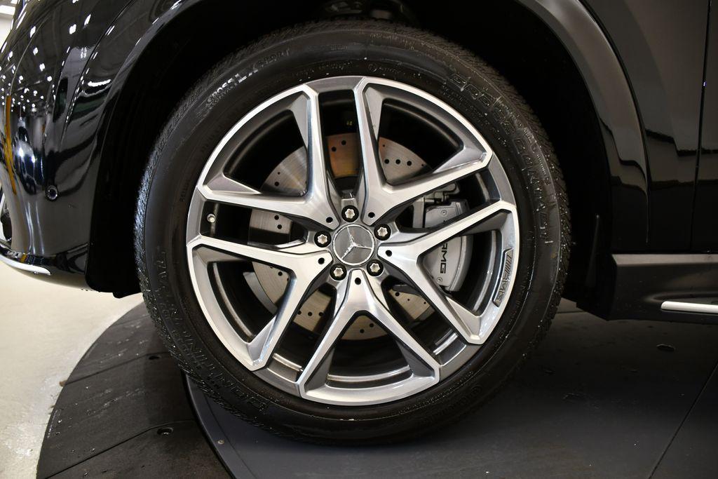 new 2025 Mercedes-Benz AMG GLE 53 car, priced at $98,770