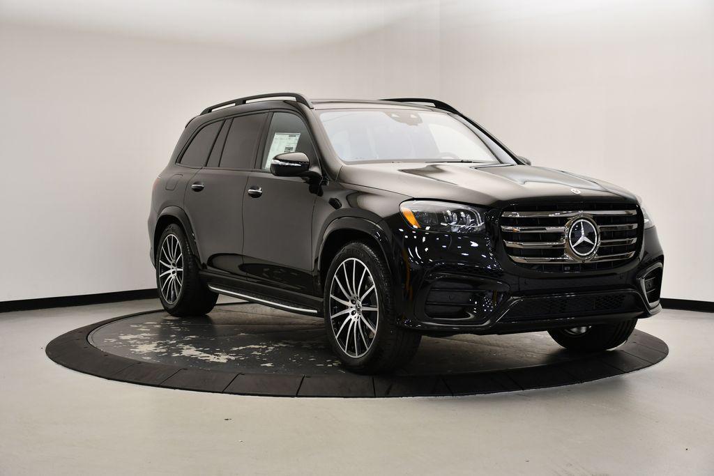 new 2025 Mercedes-Benz GLS 580 car, priced at $124,155