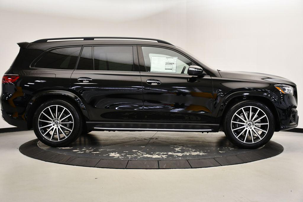 new 2025 Mercedes-Benz GLS 580 car, priced at $124,155