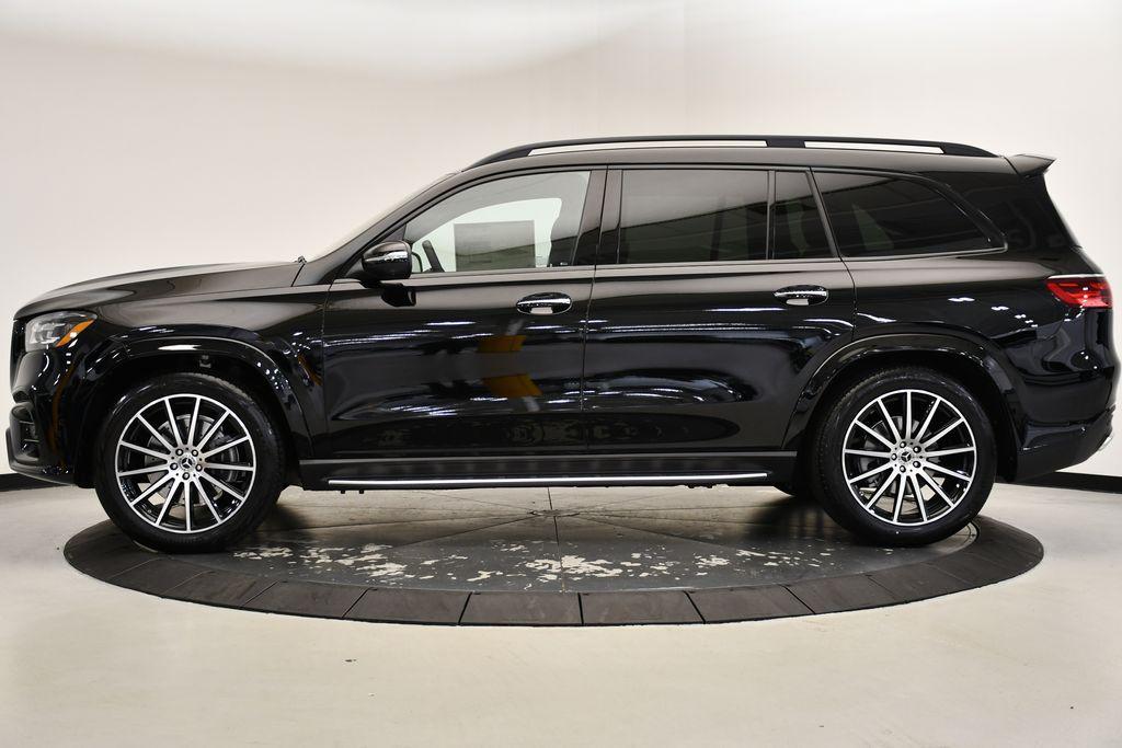 new 2025 Mercedes-Benz GLS 580 car, priced at $124,155