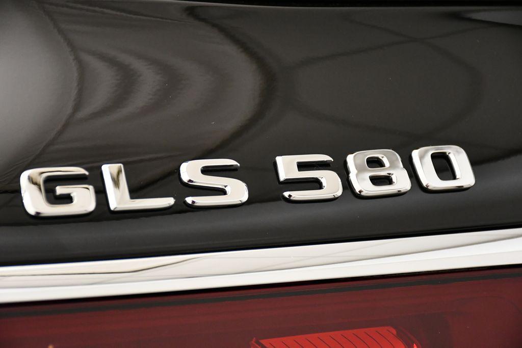 new 2025 Mercedes-Benz GLS 580 car, priced at $124,155