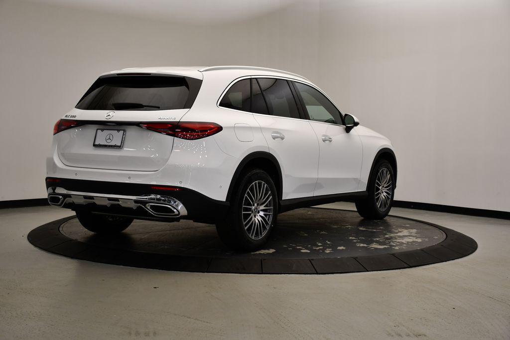 new 2025 Mercedes-Benz GLC 300 car, priced at $53,035