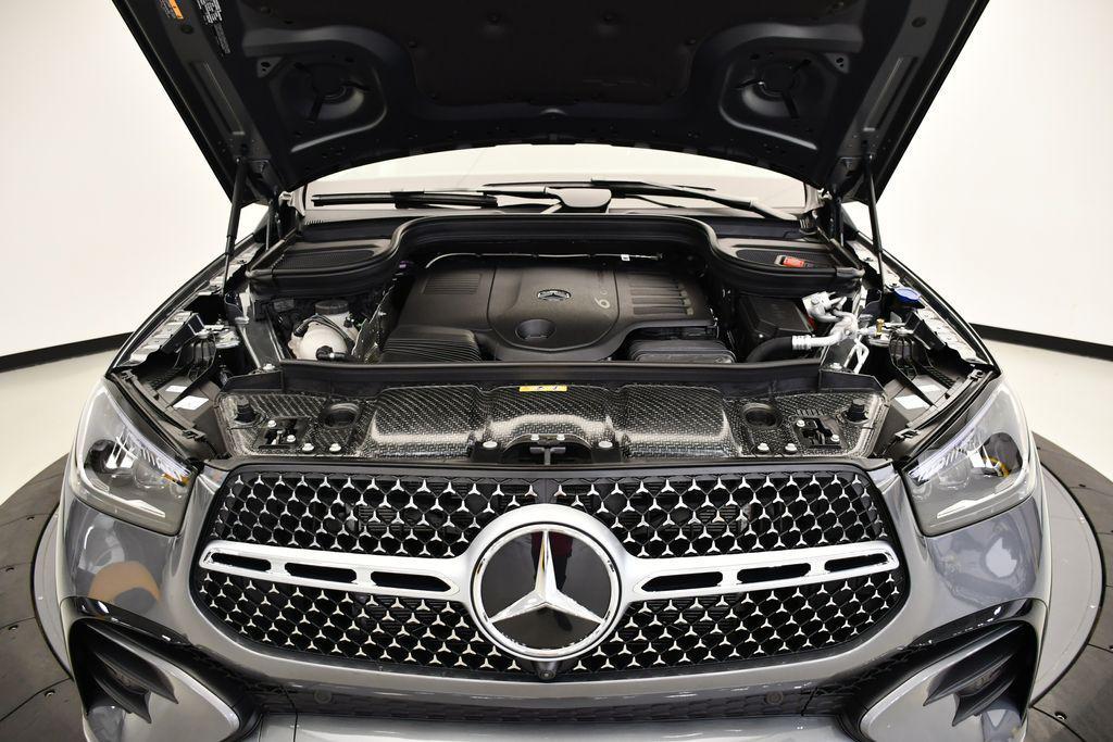 new 2026 Mercedes-Benz GLE 450 car, priced at $78,145