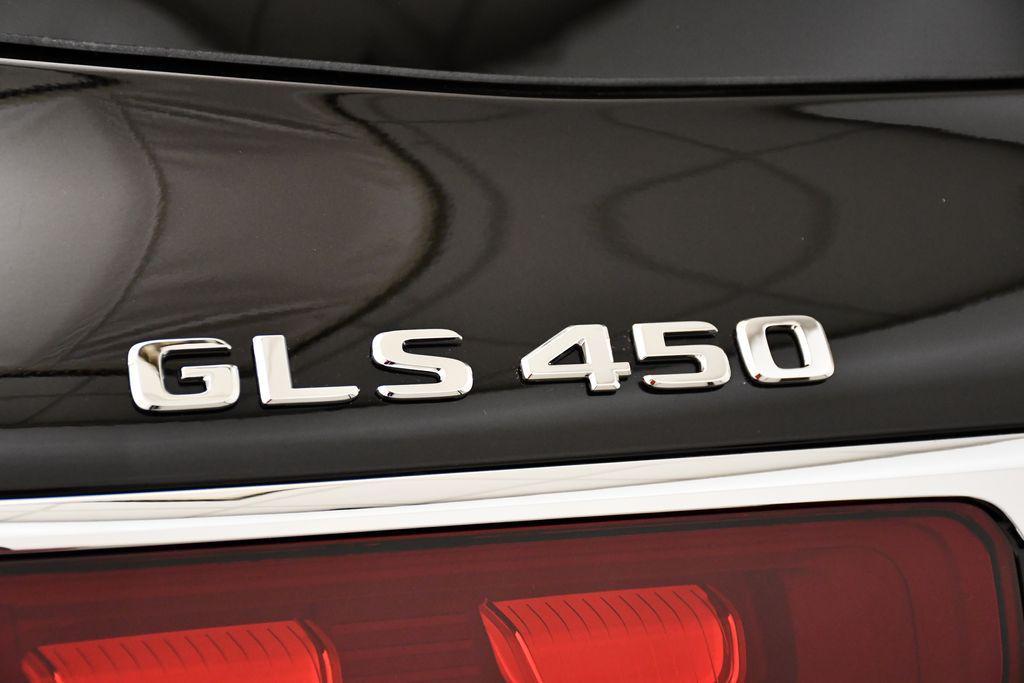 new 2025 Mercedes-Benz GLS 450 car, priced at $96,185