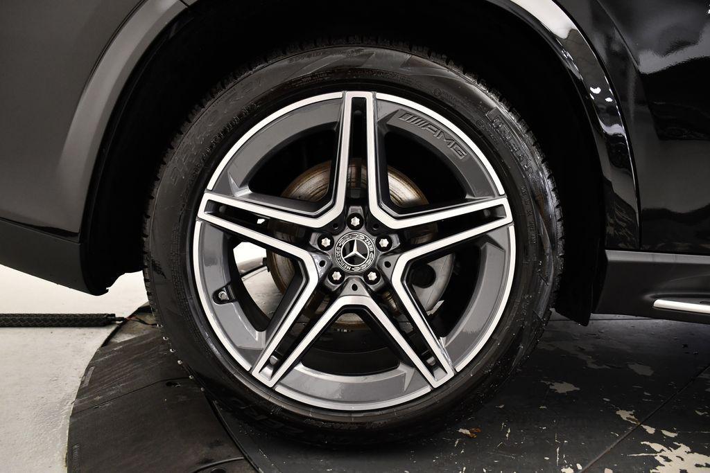 new 2025 Mercedes-Benz GLS 450 car, priced at $96,185