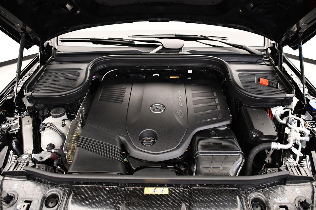 new 2025 Mercedes-Benz GLS 450 car, priced at $96,185