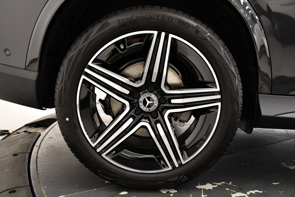 new 2025 Mercedes-Benz GLC 300 car, priced at $60,320
