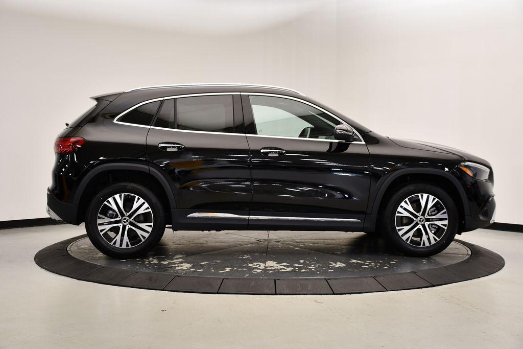 new 2025 Mercedes-Benz GLA 250 car, priced at $48,495