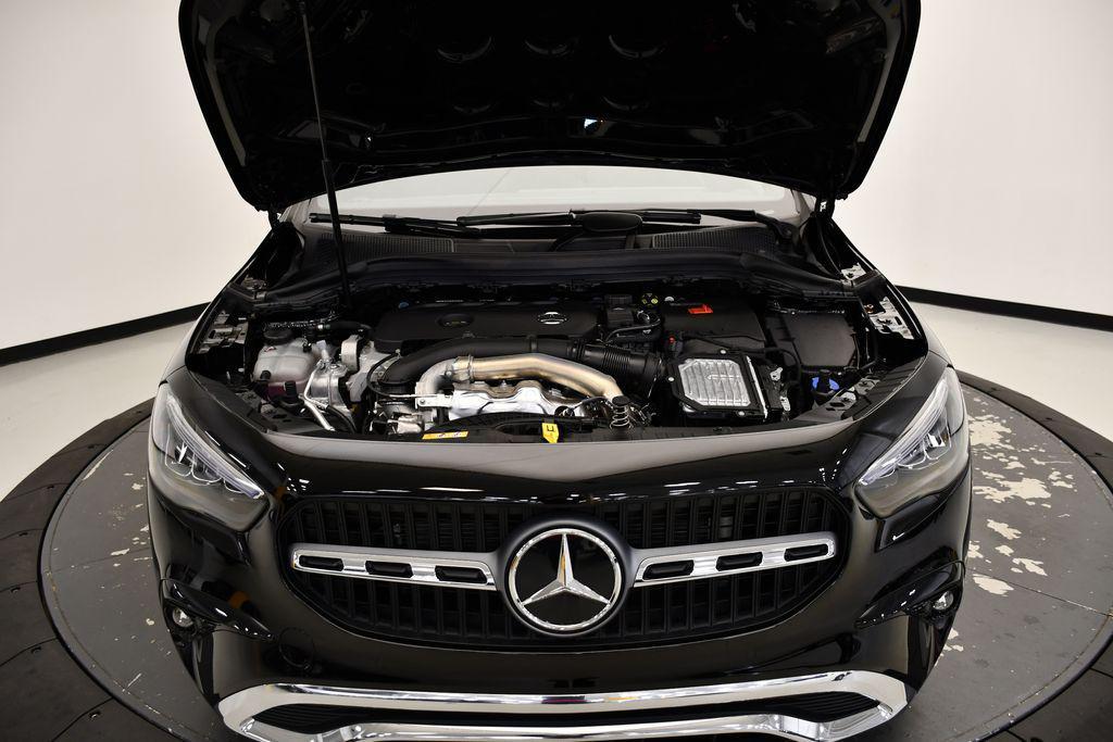 new 2025 Mercedes-Benz GLA 250 car, priced at $48,495