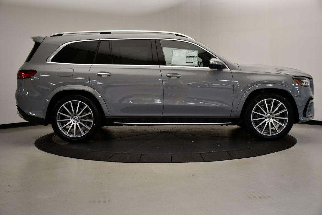 new 2026 Mercedes-Benz GLS 580 car, priced at $126,150