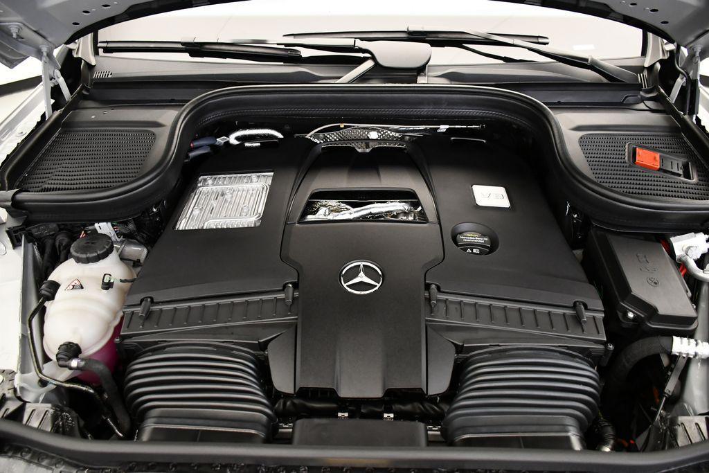 new 2026 Mercedes-Benz GLS 580 car, priced at $126,150