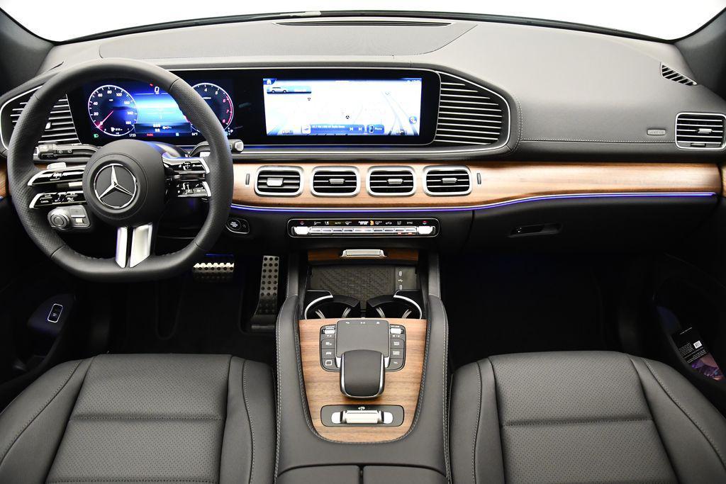 new 2025 Mercedes-Benz GLS 450 car, priced at $96,495