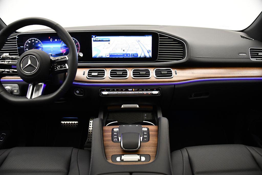 new 2025 Mercedes-Benz GLS 450 car, priced at $96,495