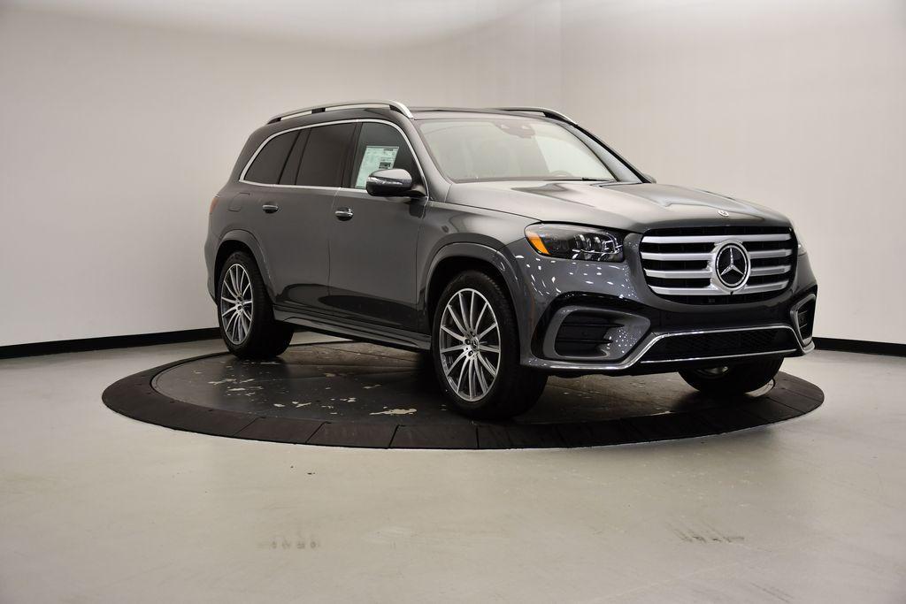 new 2025 Mercedes-Benz GLS 450 car, priced at $96,495
