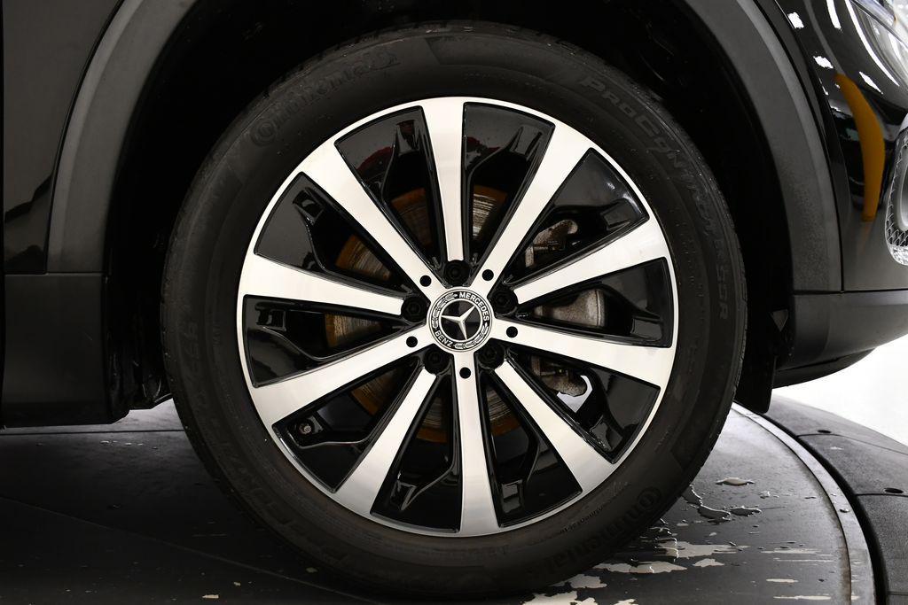 used 2022 Mercedes-Benz GLB 250 car, priced at $31,093