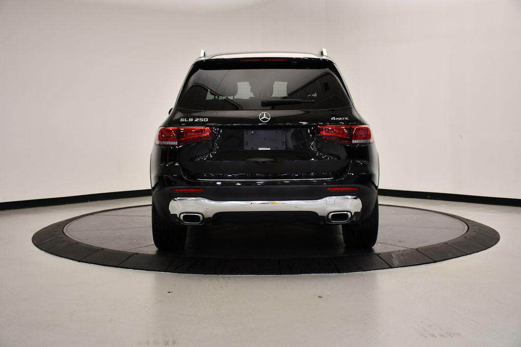 used 2022 Mercedes-Benz GLB 250 car, priced at $31,093