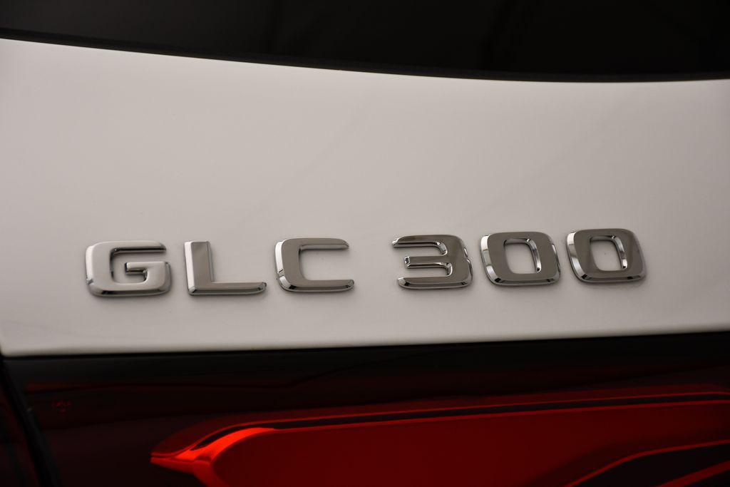 new 2025 Mercedes-Benz GLC 300 car, priced at $53,035