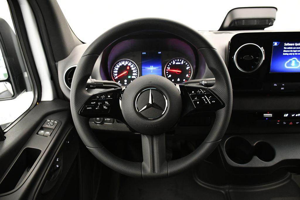 new 2025 Mercedes-Benz Sprinter 3500 car, priced at $72,102