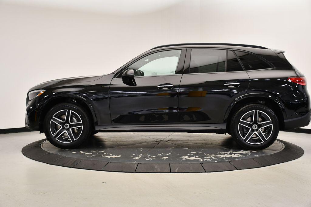 new 2025 Mercedes-Benz GLC 300 car, priced at $60,910