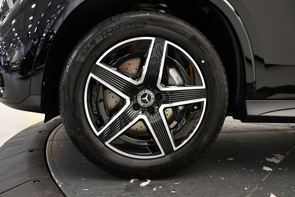 new 2025 Mercedes-Benz GLC 300 car, priced at $60,910