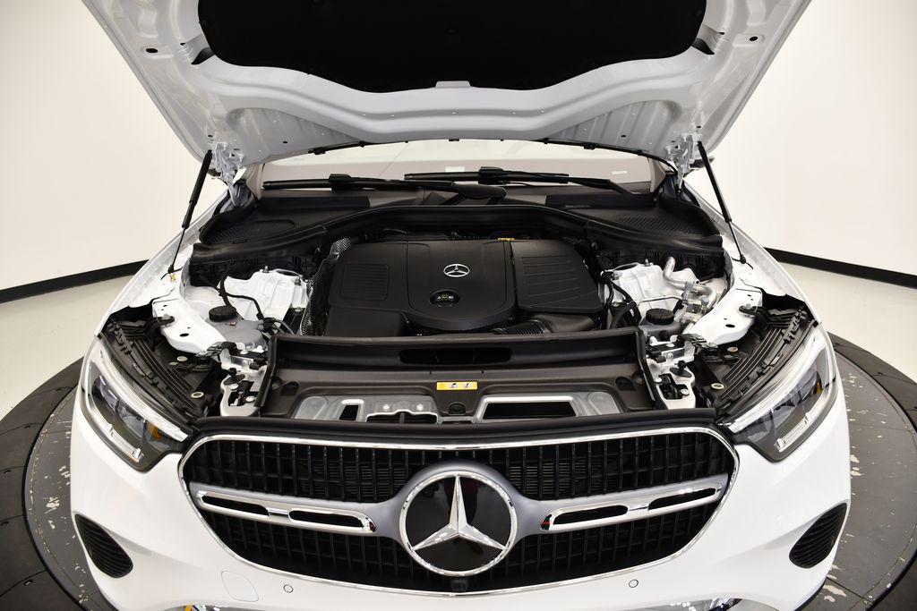 new 2025 Mercedes-Benz GLC 300 car, priced at $53,035