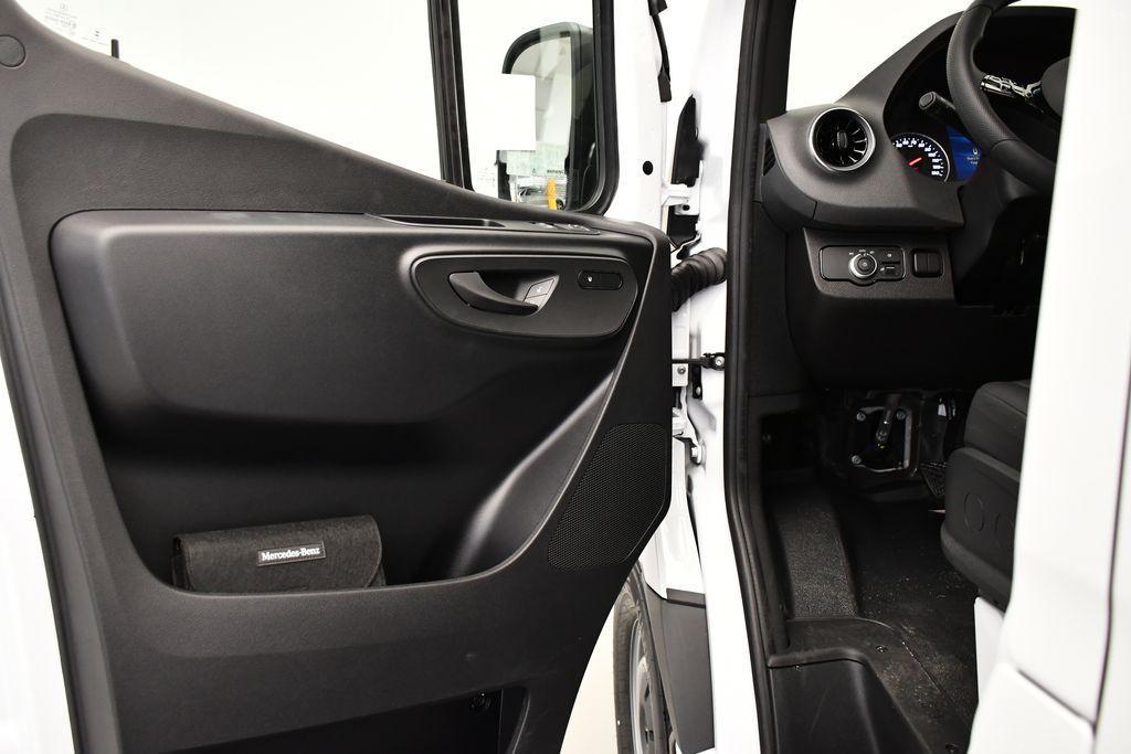 new 2026 Mercedes-Benz Sprinter 2500 car, priced at $62,289