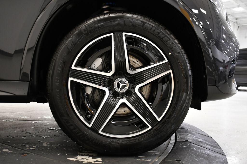 new 2026 Mercedes-Benz GLC 300 car, priced at $61,335