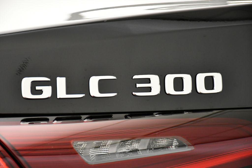 new 2026 Mercedes-Benz GLC 300 car, priced at $61,285