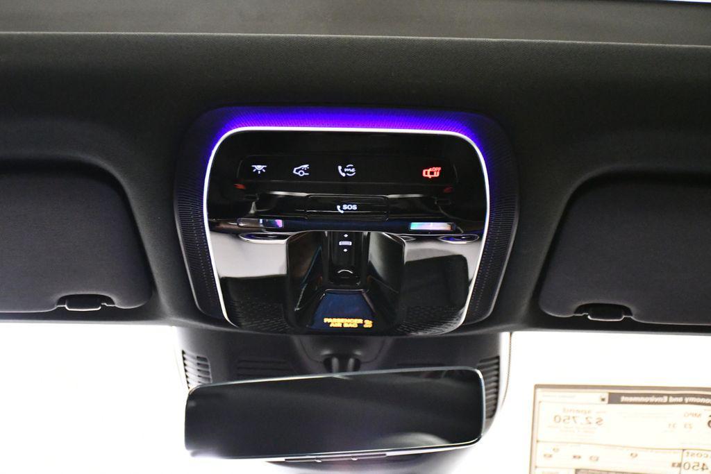 new 2025 Mercedes-Benz GLC 300 car, priced at $58,810