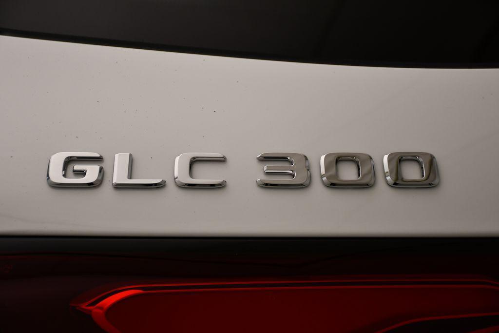 new 2025 Mercedes-Benz GLC 300 car, priced at $53,035