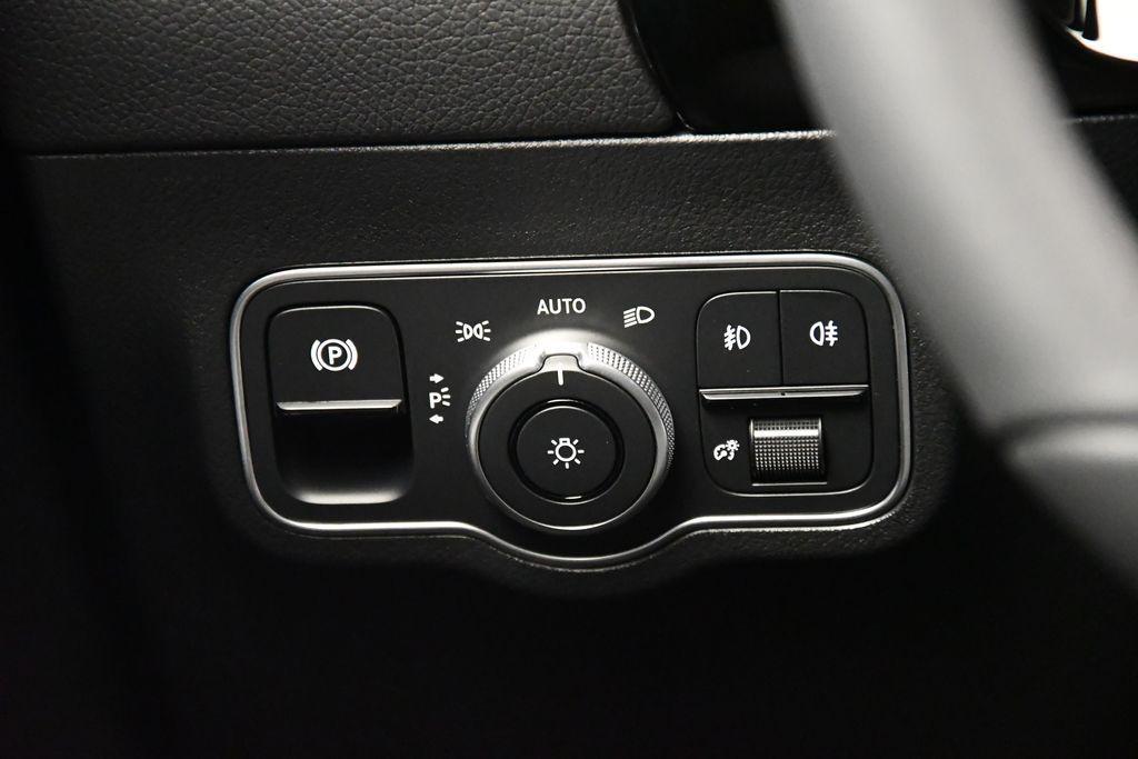 used 2025 Mercedes-Benz GLA 250 car, priced at $39,993