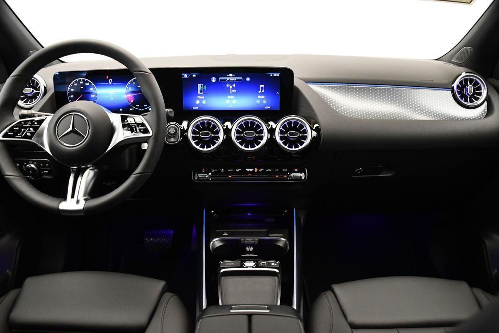 used 2025 Mercedes-Benz GLA 250 car, priced at $39,993
