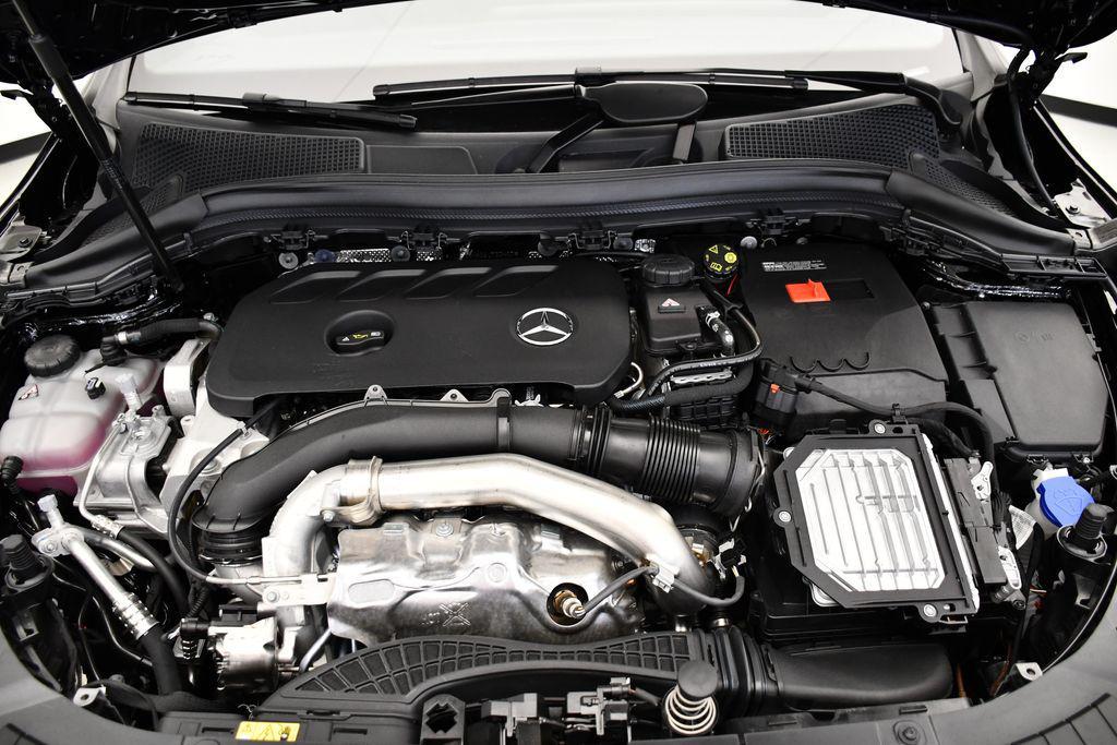 new 2025 Mercedes-Benz GLA 250 car, priced at $48,495