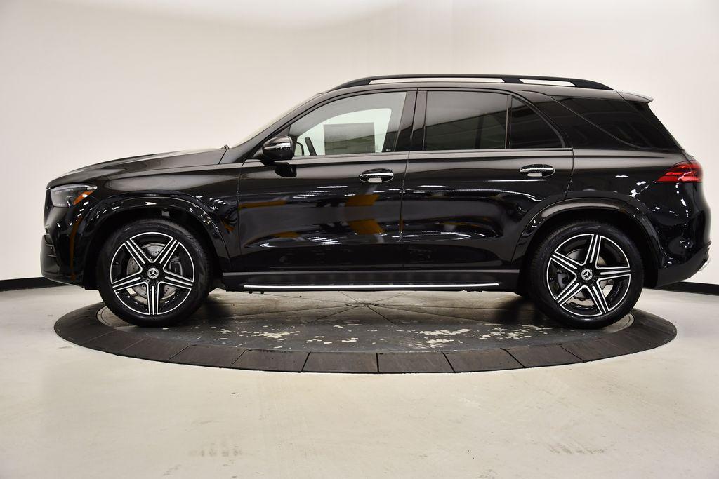 new 2025 Mercedes-Benz GLE 580 car, priced at $103,535