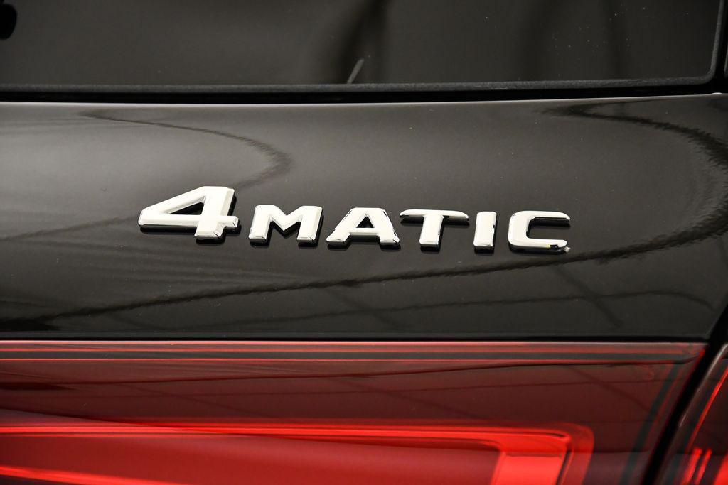 new 2025 Mercedes-Benz GLE 580 car, priced at $103,535