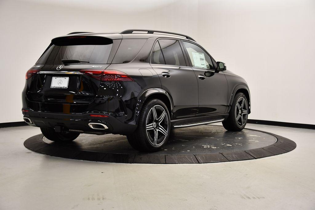 new 2025 Mercedes-Benz GLE 580 car, priced at $103,535