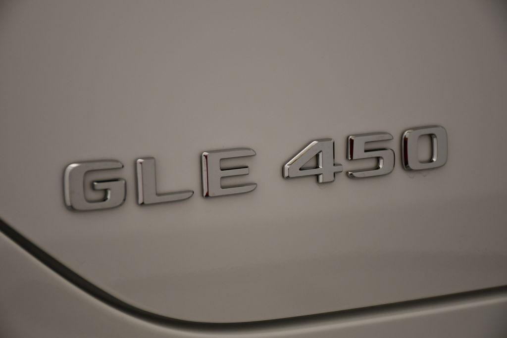new 2026 Mercedes-Benz GLE 450 car, priced at $80,680