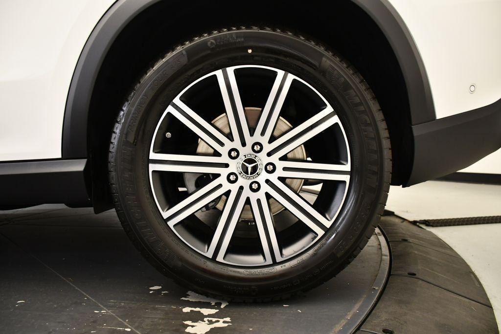 new 2026 Mercedes-Benz GLE 350 car, priced at $68,445