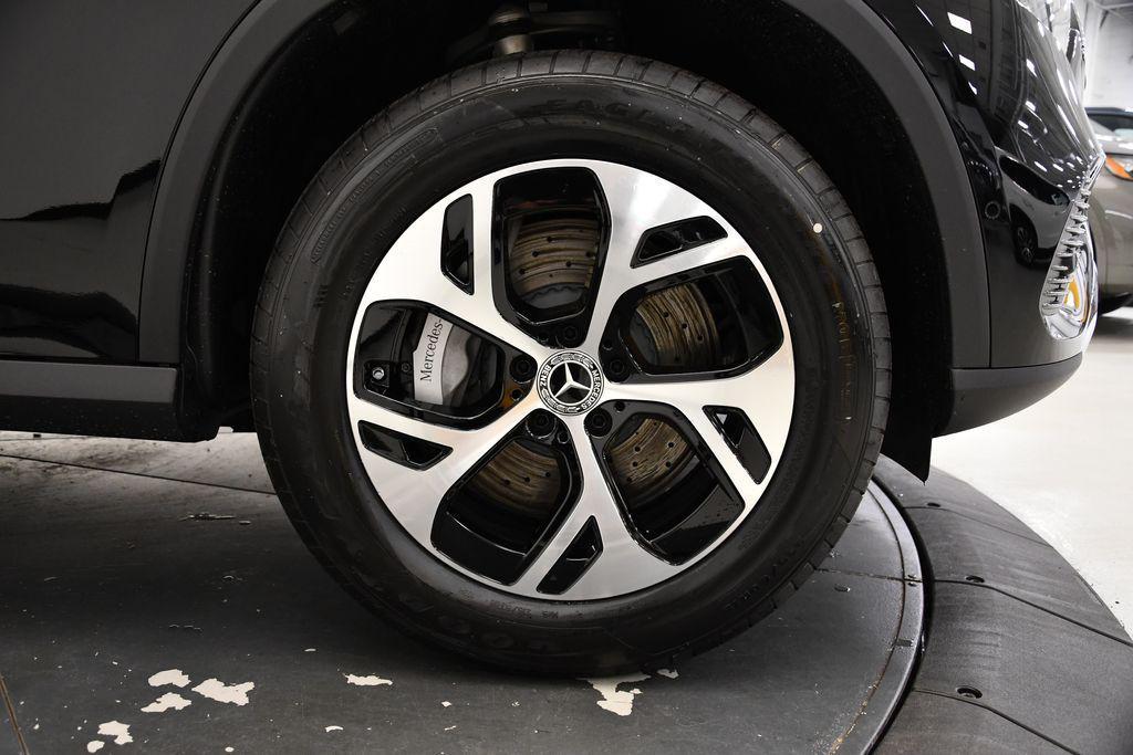 used 2025 Mercedes-Benz GLC 350e car, priced at $50,993