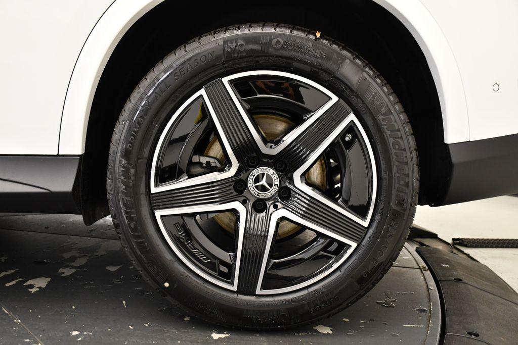 used 2025 Mercedes-Benz GLC 300 car, priced at $58,335