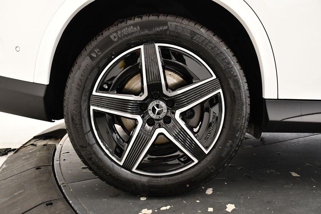 used 2025 Mercedes-Benz GLC 300 car, priced at $58,335