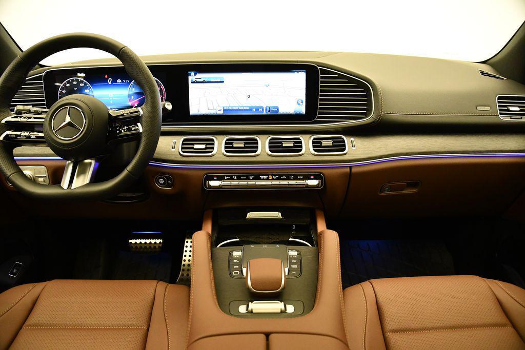 new 2025 Mercedes-Benz GLS 450 car, priced at $97,215