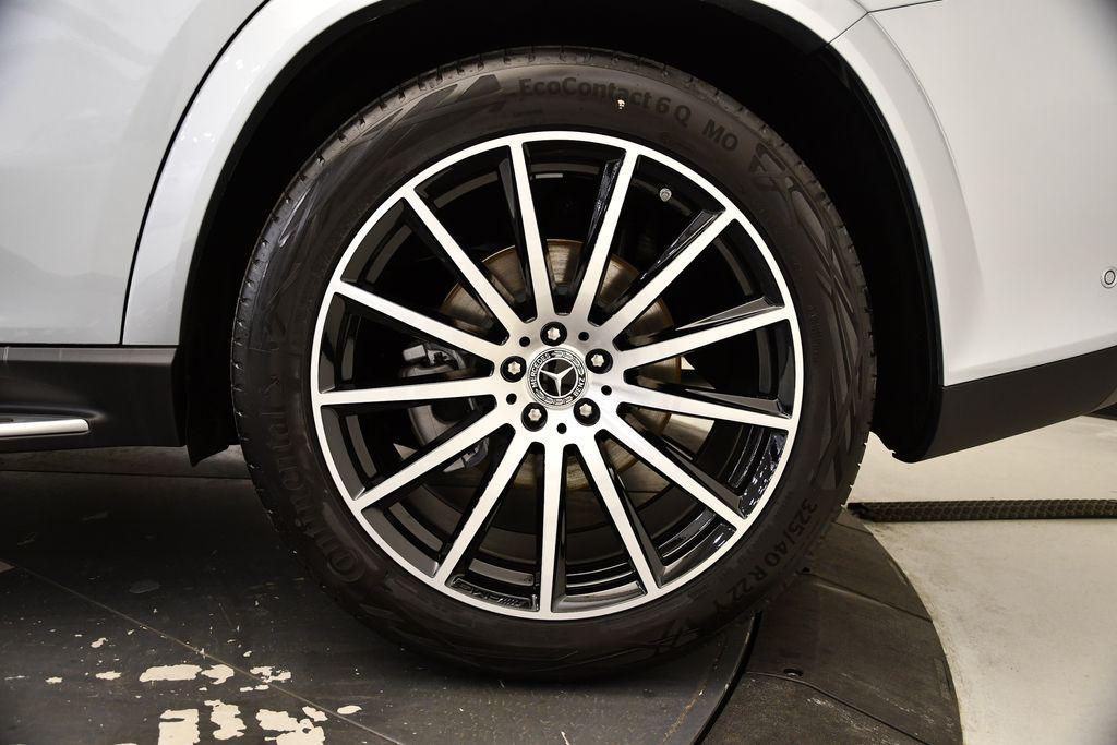 new 2025 Mercedes-Benz GLS 450 car, priced at $97,215