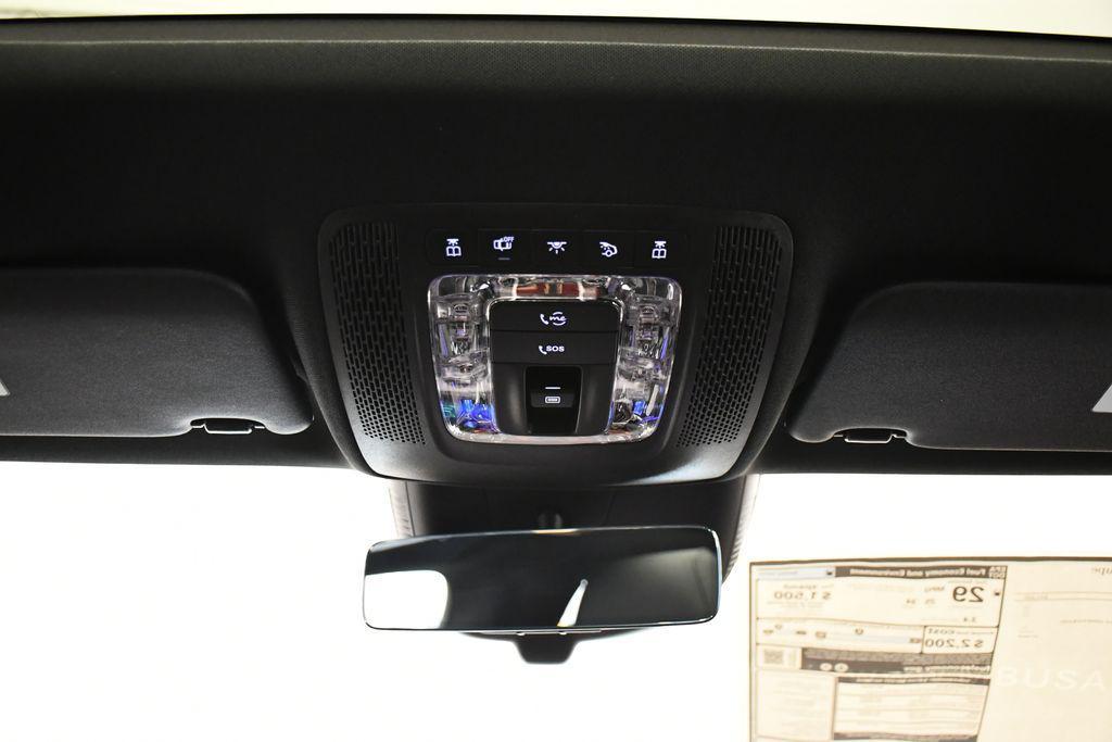 new 2025 Mercedes-Benz CLA 250 car, priced at $47,550